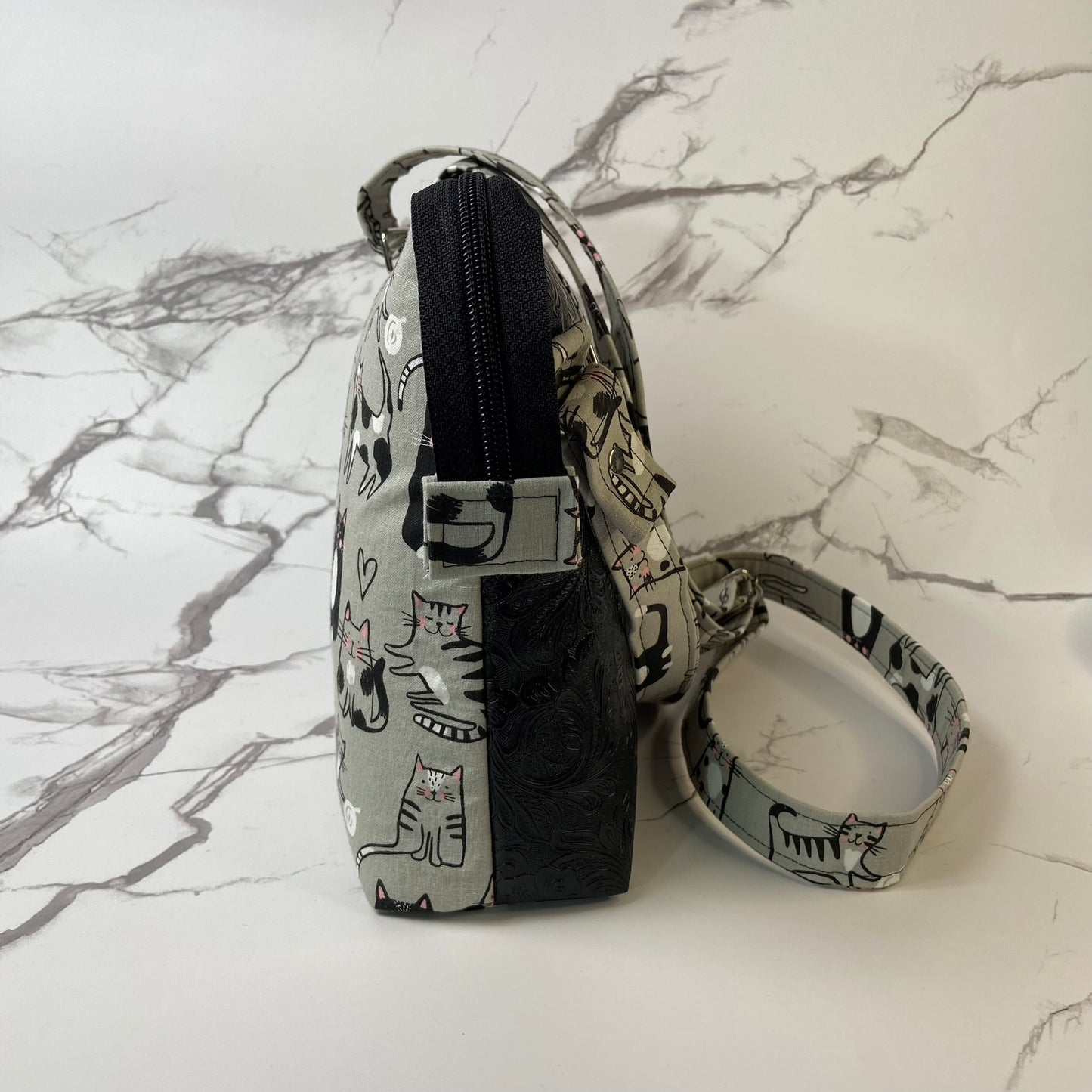 Gray Sketch Cats Crossbody Purse