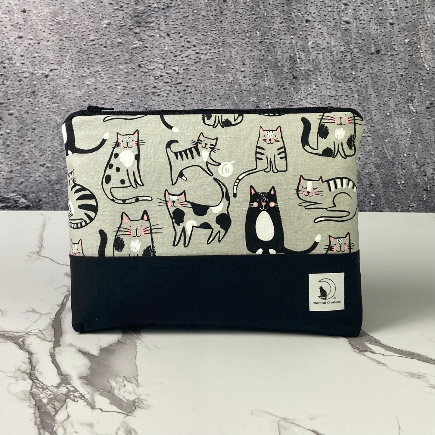 Gray Sketch Cats Large Zipper Pouch