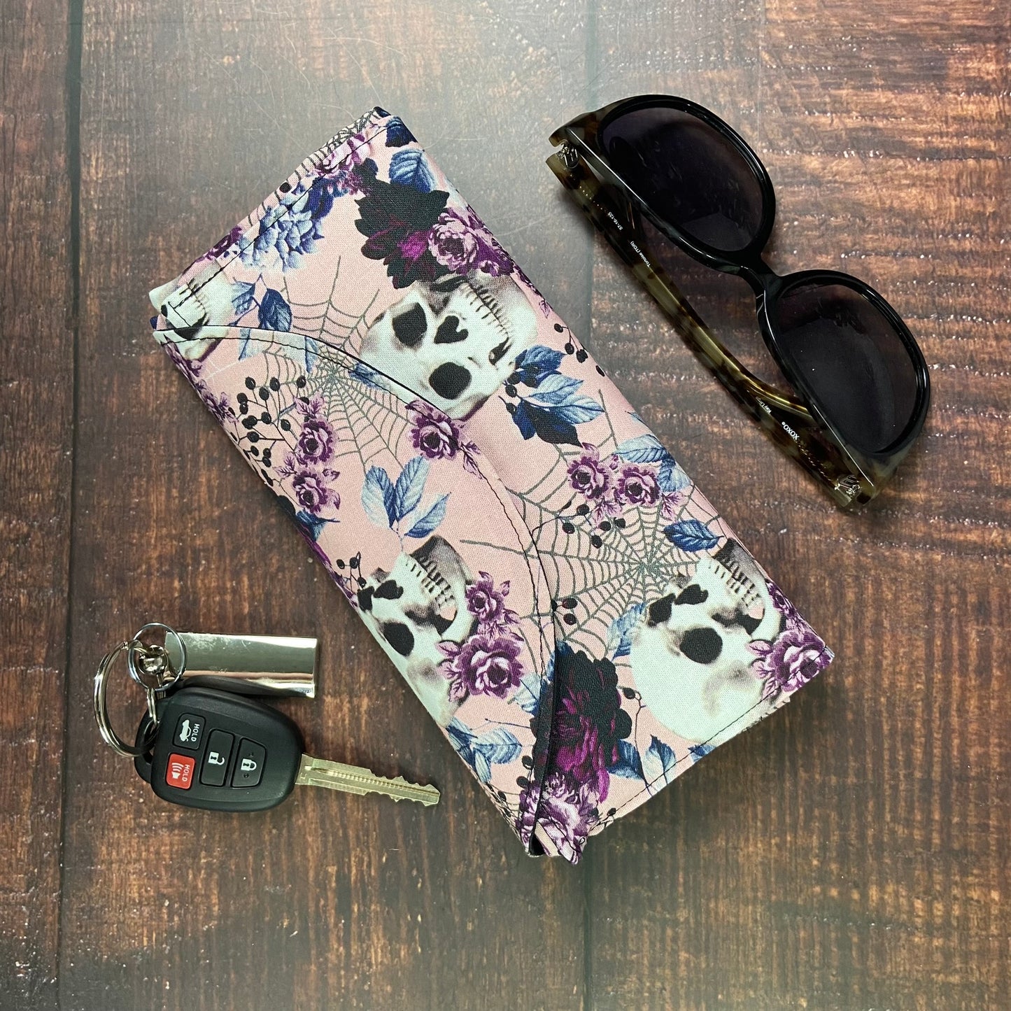 Spring Skulls Folding Tote Bag